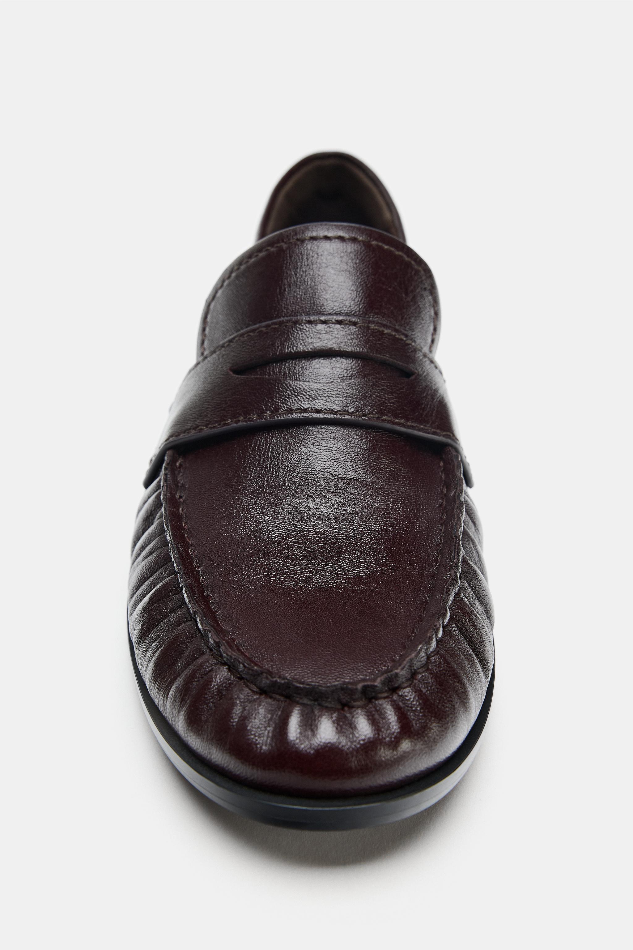 LEATHER LOAFERS